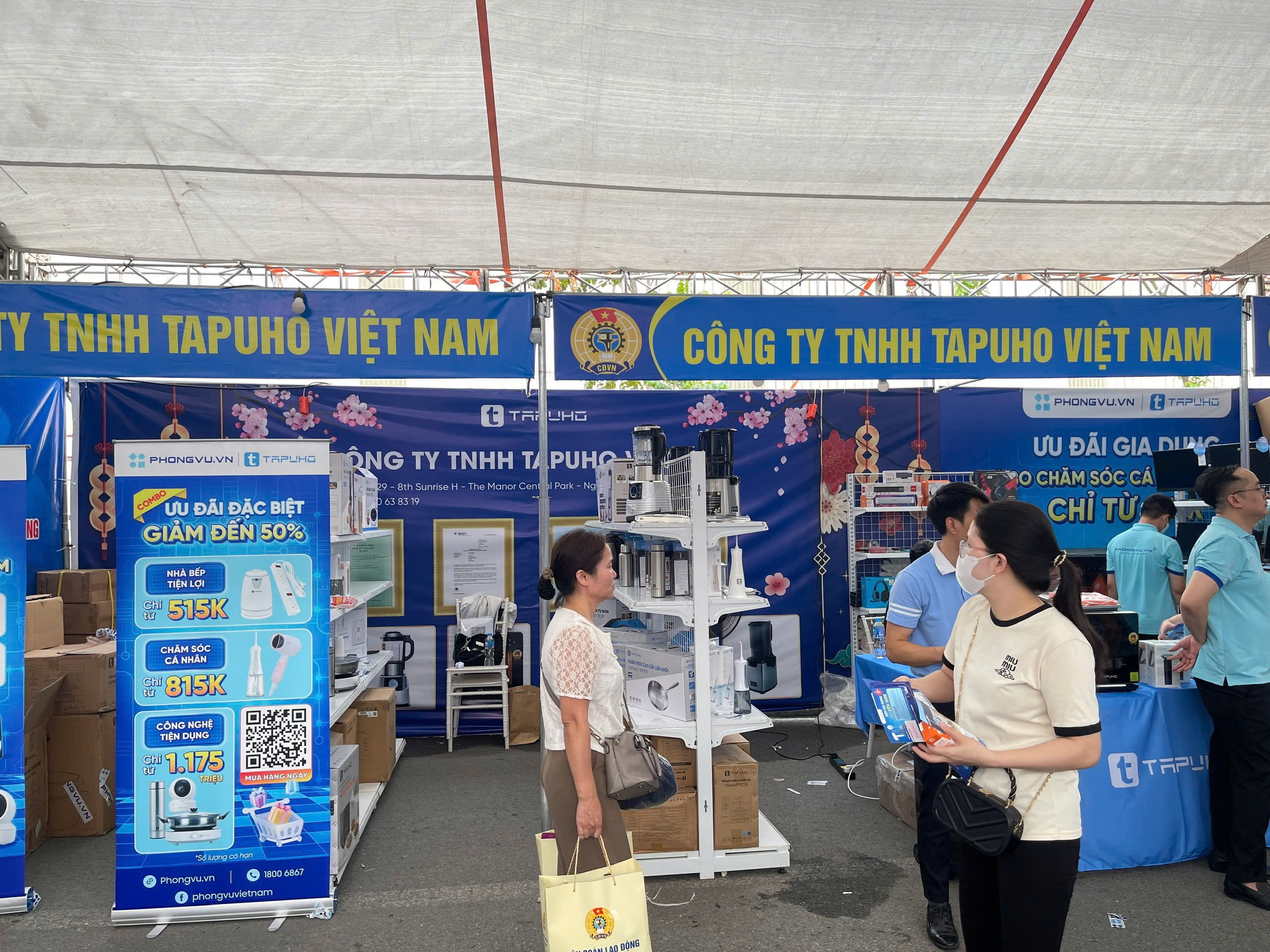 TAPUHO THAM GIA HỘI CHỢ CÔNG ĐOÀN BẮC NINH 2025 HƯỞNG ỨNG THÁNG HÀNH ĐỘNG VỀ AN TOÀN VỆ SINH LAO ĐỘNG VÀ THÁNG CÔNG NHÂN TỈNH BẮC NINH NĂM 2025